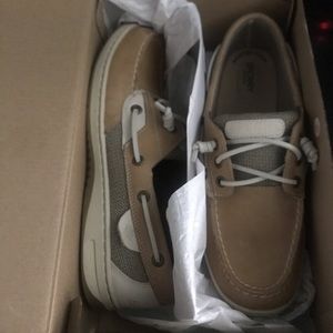 sperrys never worn
